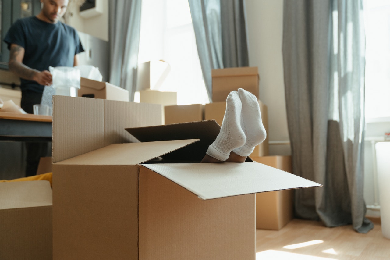 how-to-pack-efficiently-for-a-move