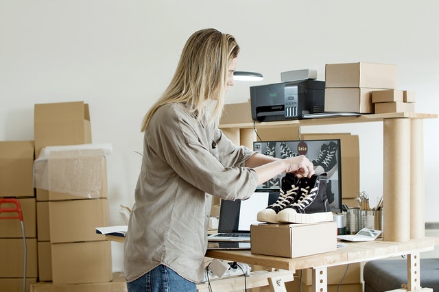 how-to-pack-shoes-for-a-move