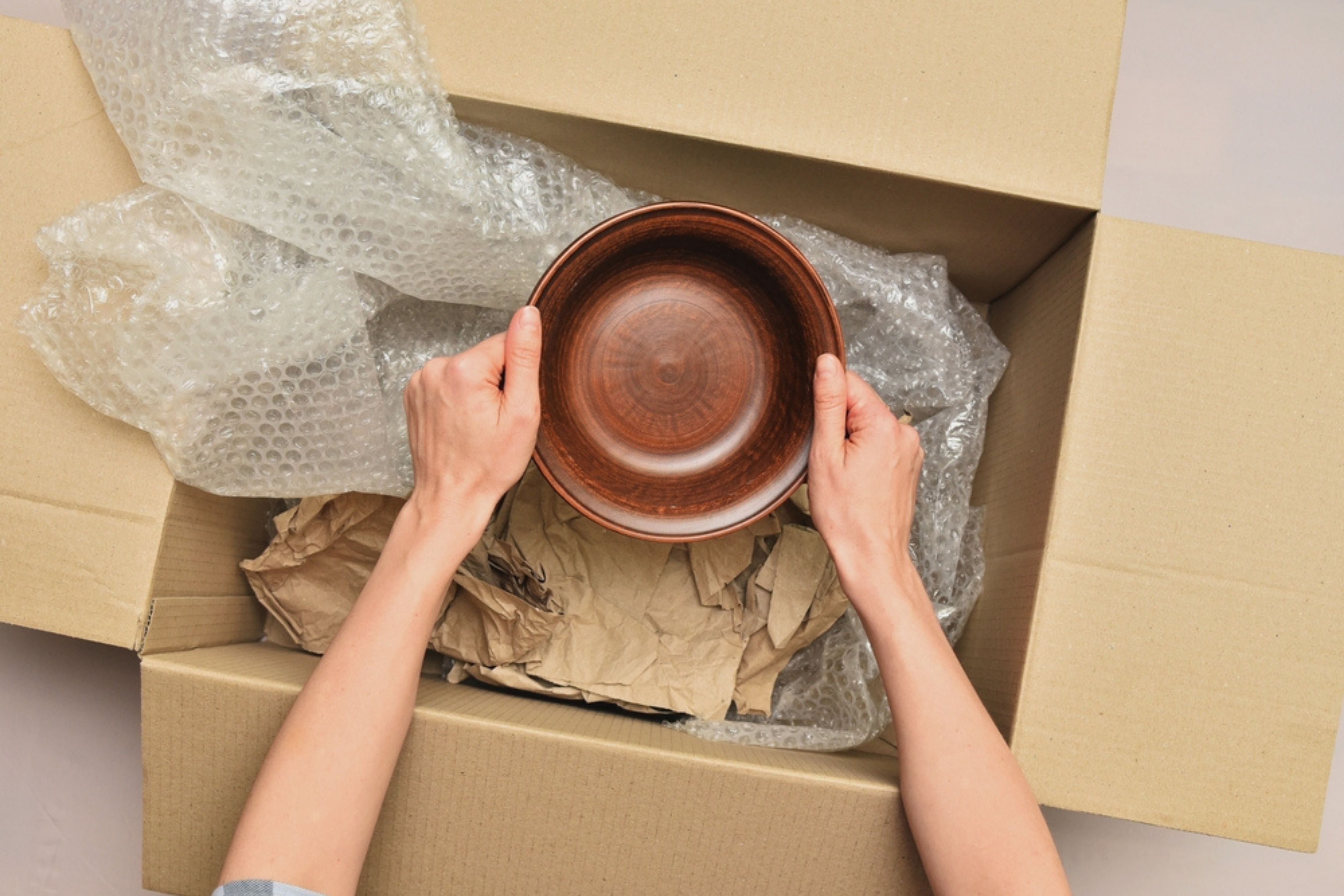 How To Wrap Dishes For Moving?