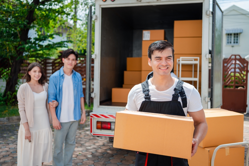 10 Best Moving Companies in Los Angeles for 2024